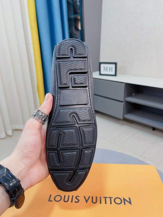 Picture of Louis Vuitton Shoes _SKULVsz38-44mnf053012155
